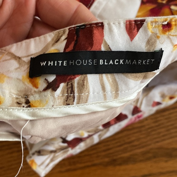 White House Black Market 5” Shorts - Picture 6 of 6